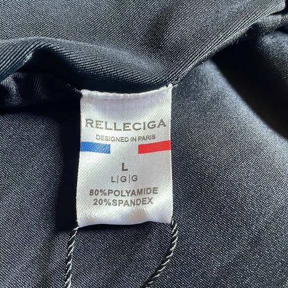 RELLECIGA Halter Bikini Top - Picture 11 of 11